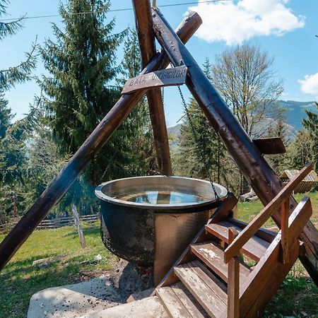 Complex Turistic Alpina Blazna Sant Hotell Eksteriør bilde