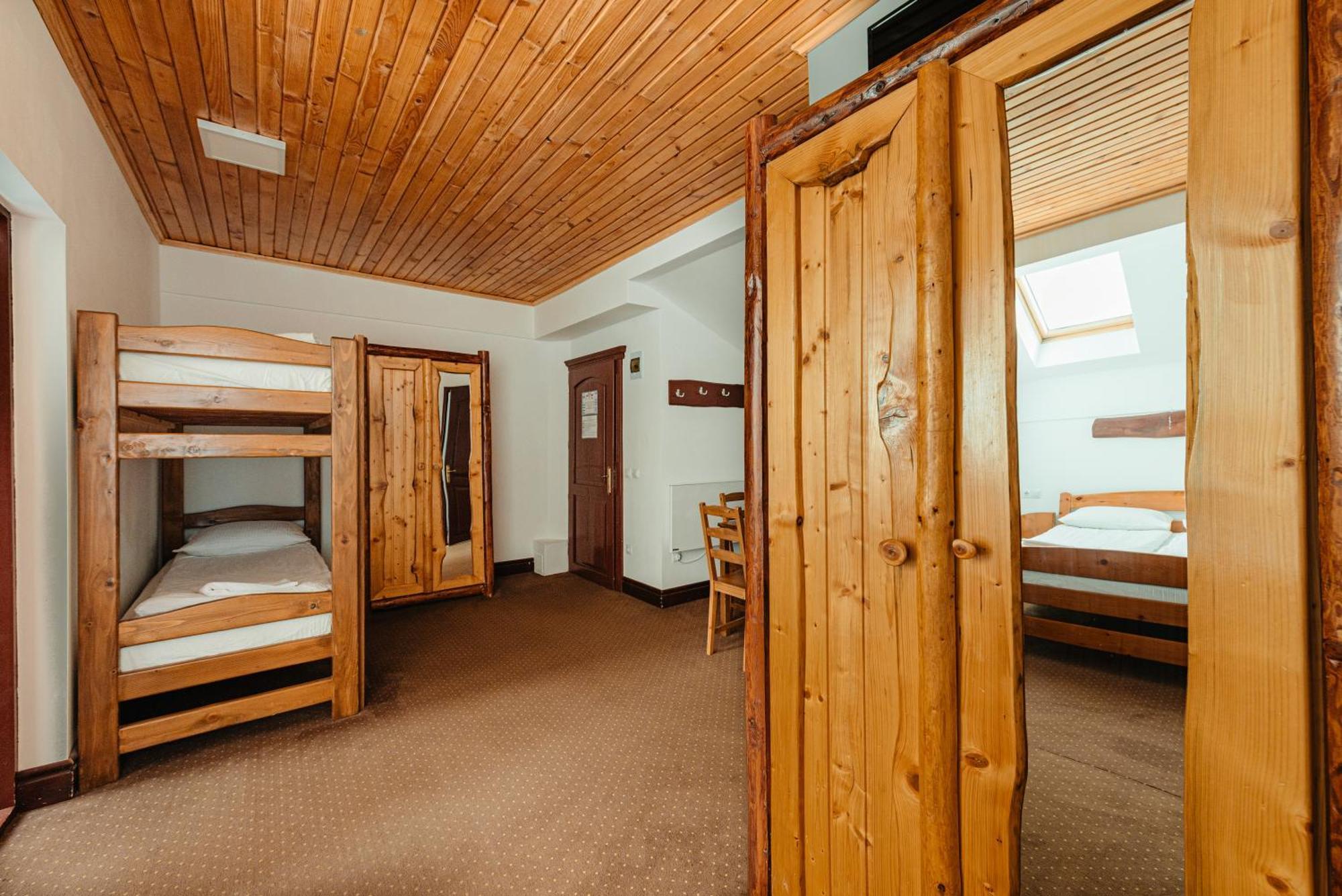 Complex Turistic Alpina Blazna Sant Hotell Eksteriør bilde